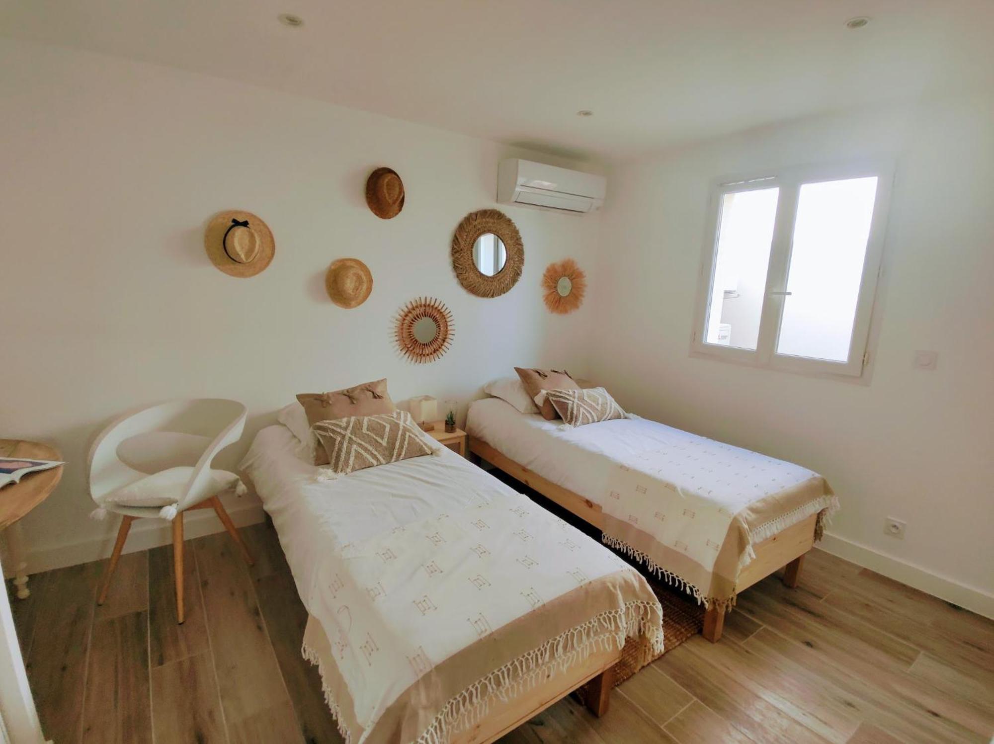 Holiday home Paulette La Galinette Et Laurent Le Goeland *